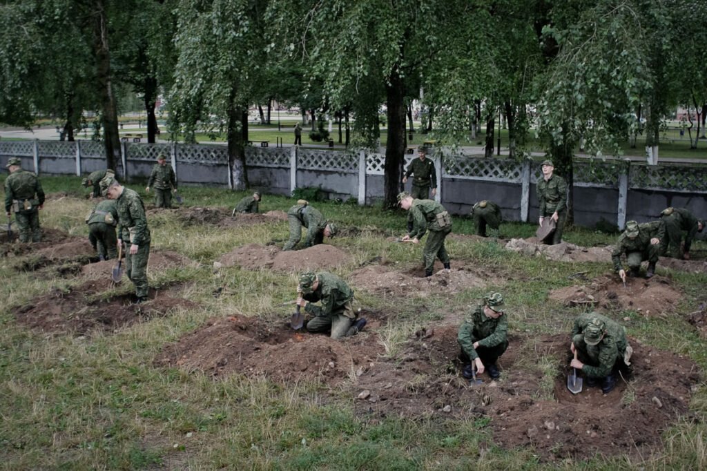 Беларуская армія ўпарта працуе / nara.lt